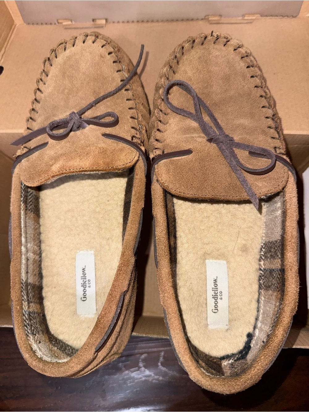 Goodfellow & Co Men’s Tan Suede Moccasin Slippers